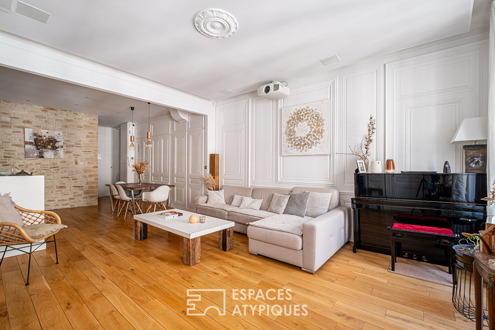 Appartement bourgeois rénové avec élégance – Lyon Cordeliers