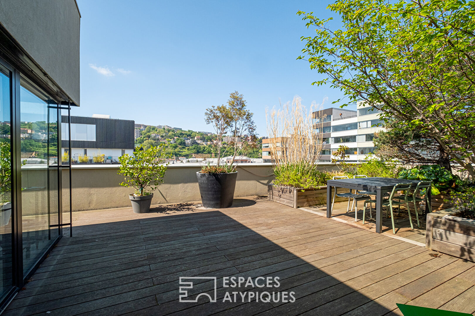 Toit-terrasse d'exception au sein du quartier de Confluence