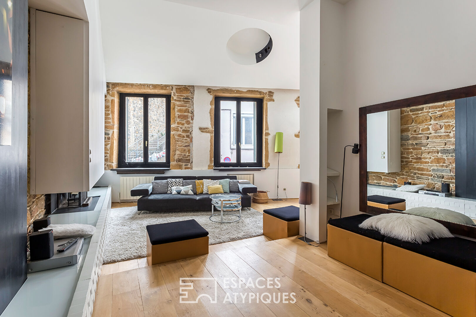 Architect-designed duplex in the Saint Georges district of Old Lyon