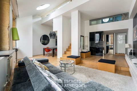 Architect-designed duplex in the Saint Georges district of Old Lyon