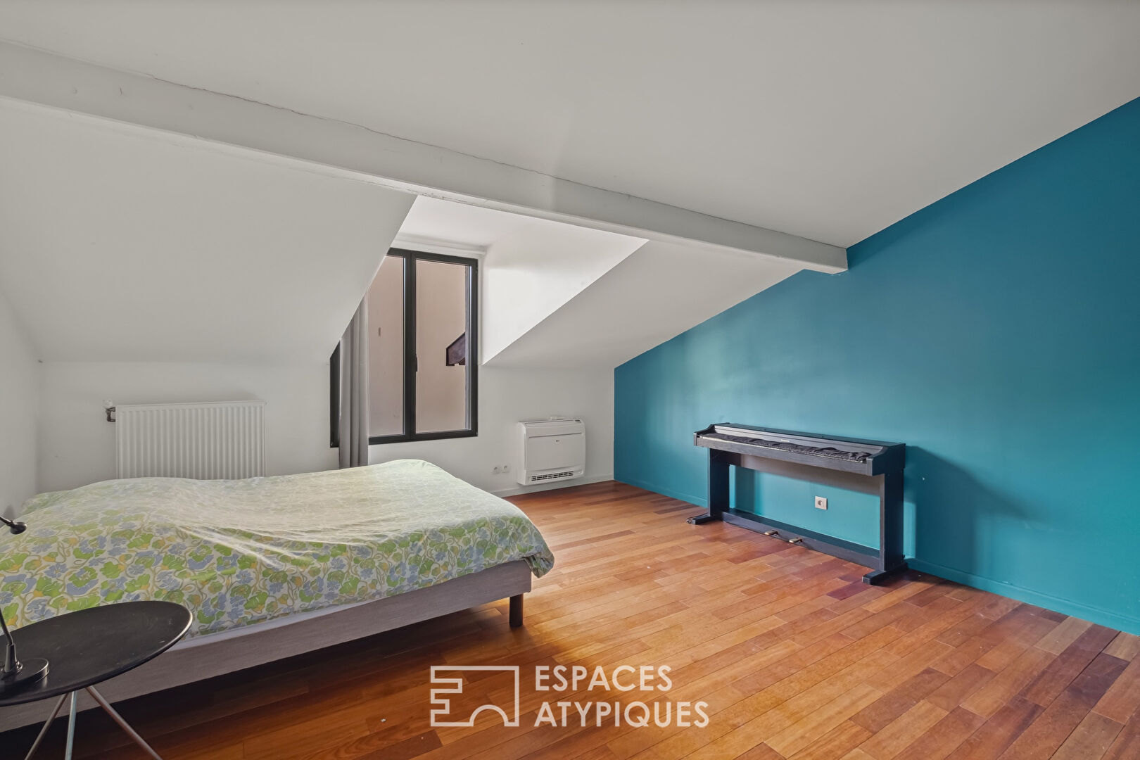 Maison de ville intimiste rénovée avec son patio à proximité directe du métro Saxe-Gambetta