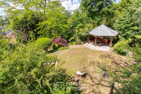 Appartement bourgeois en plein coeur de saint just avec jardin privatif