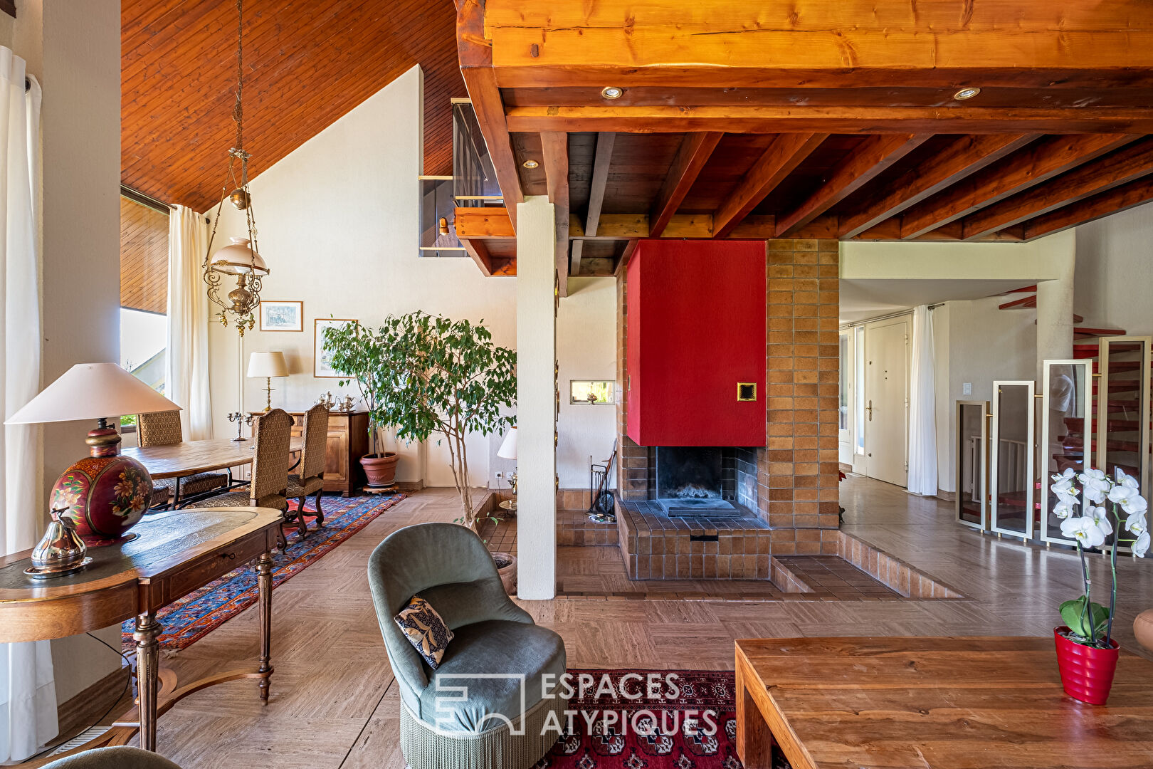 Maison d’architecte des années 70 dans un environnement calme et bucolique