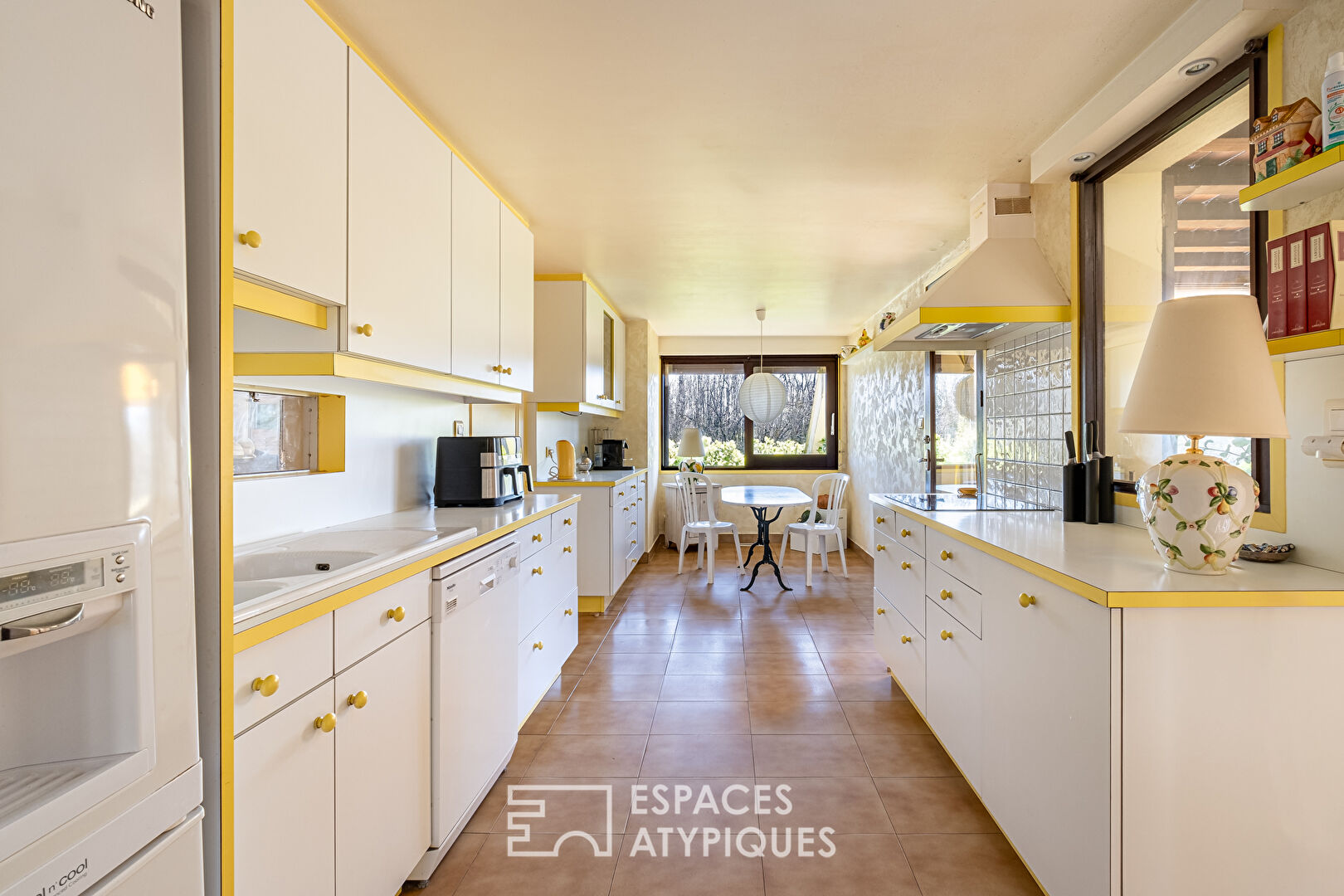 Maison d’architecte des années 70 dans un environnement calme et bucolique
