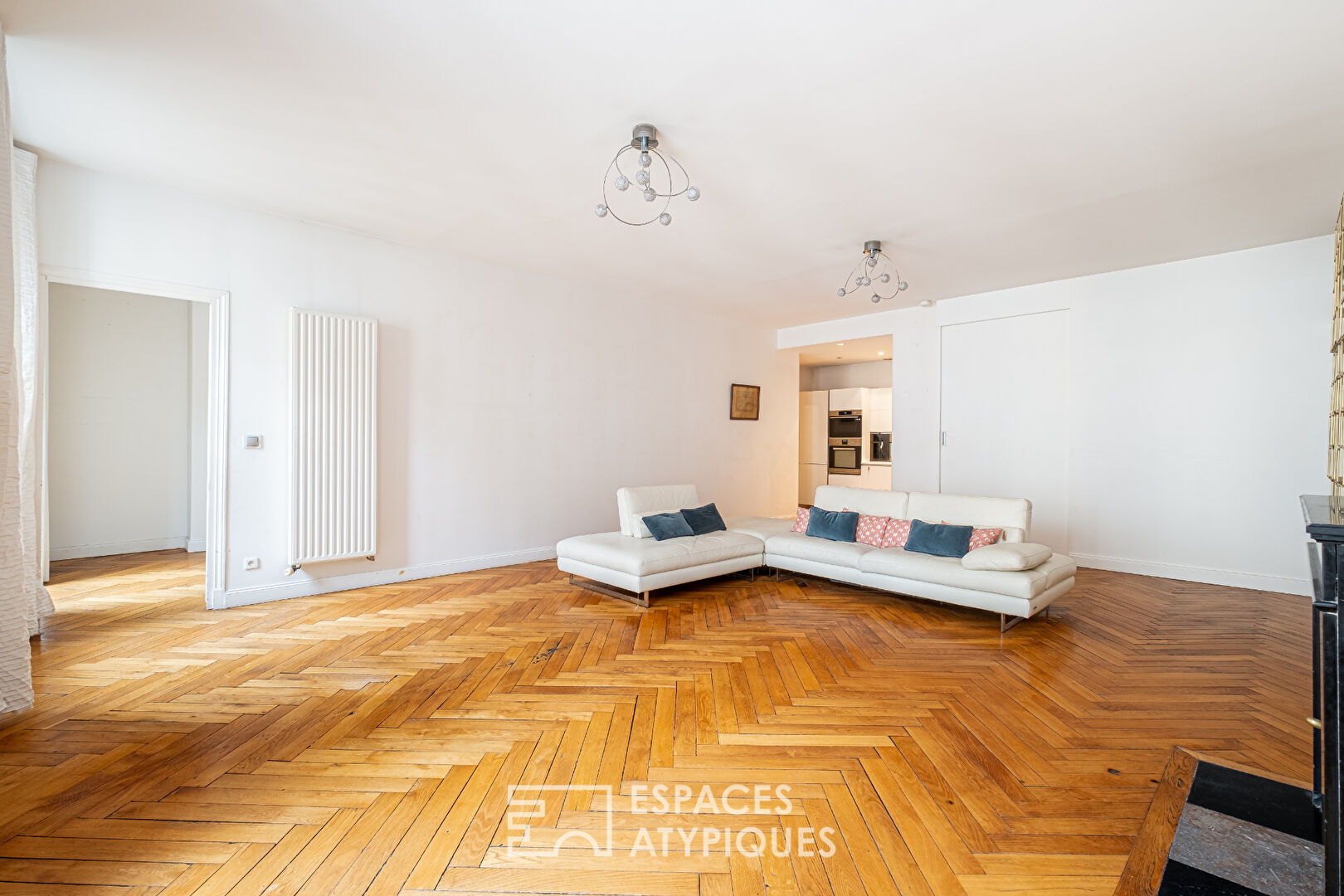 Appartement de caractère en étage élevé avec ascenseur quartier Grôlée