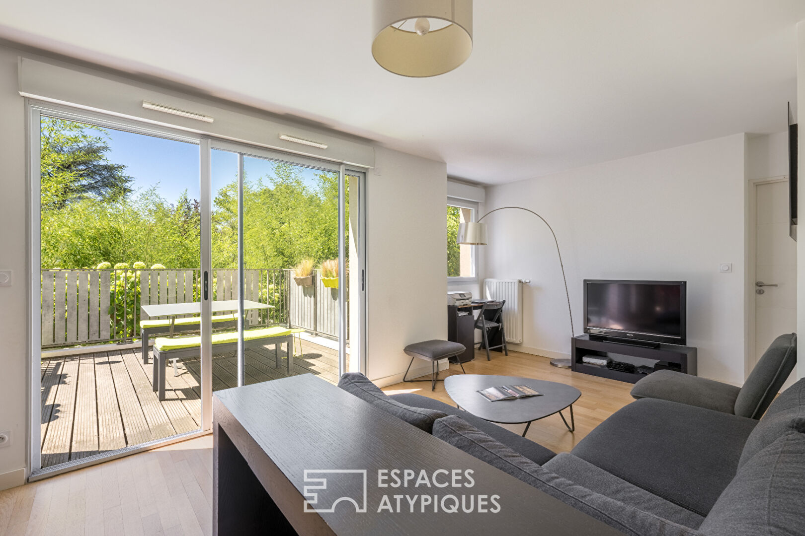 Duplex avec terrasse et garage