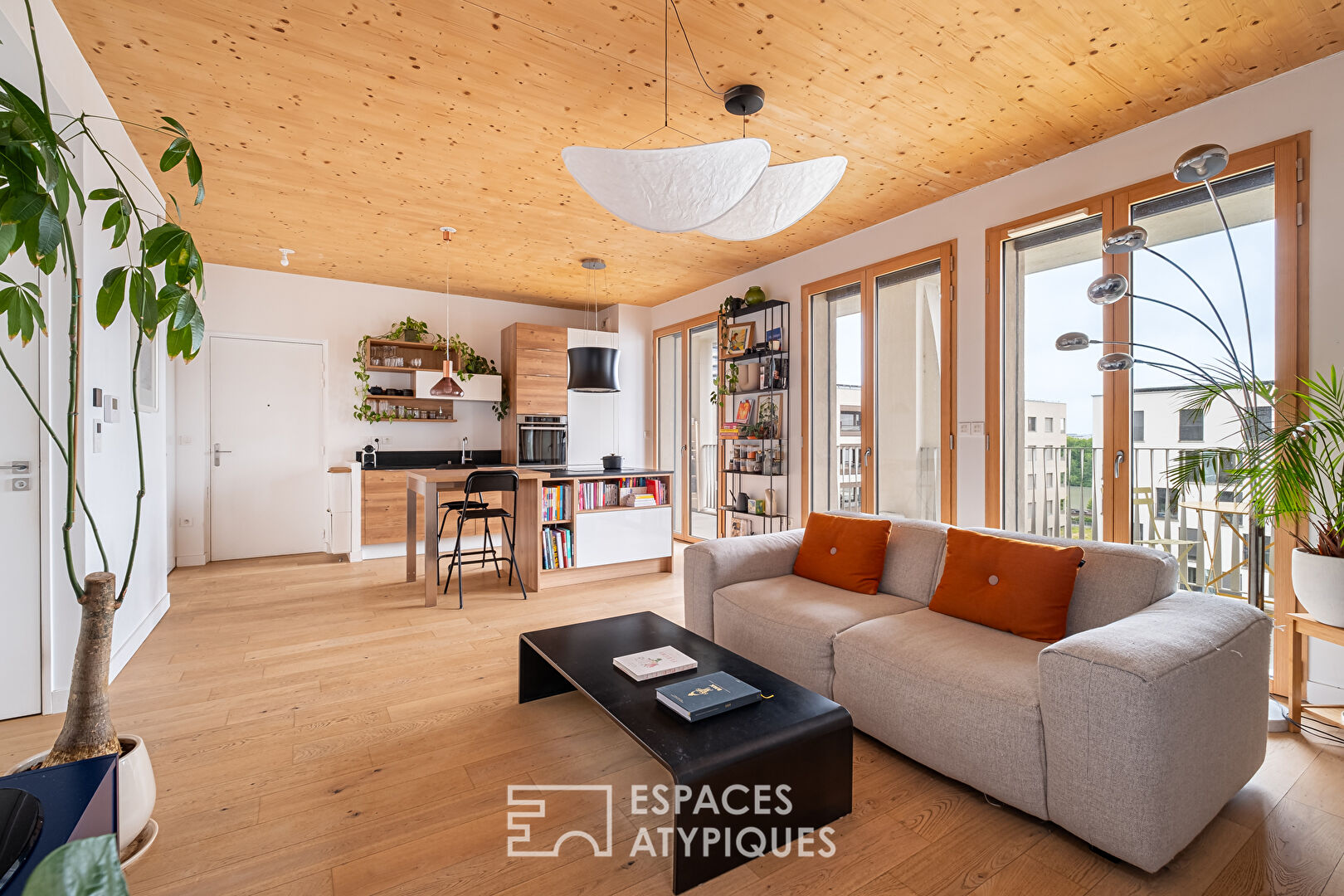Appartement de standing avec terrasse en plein coeur du quartier de Confluence