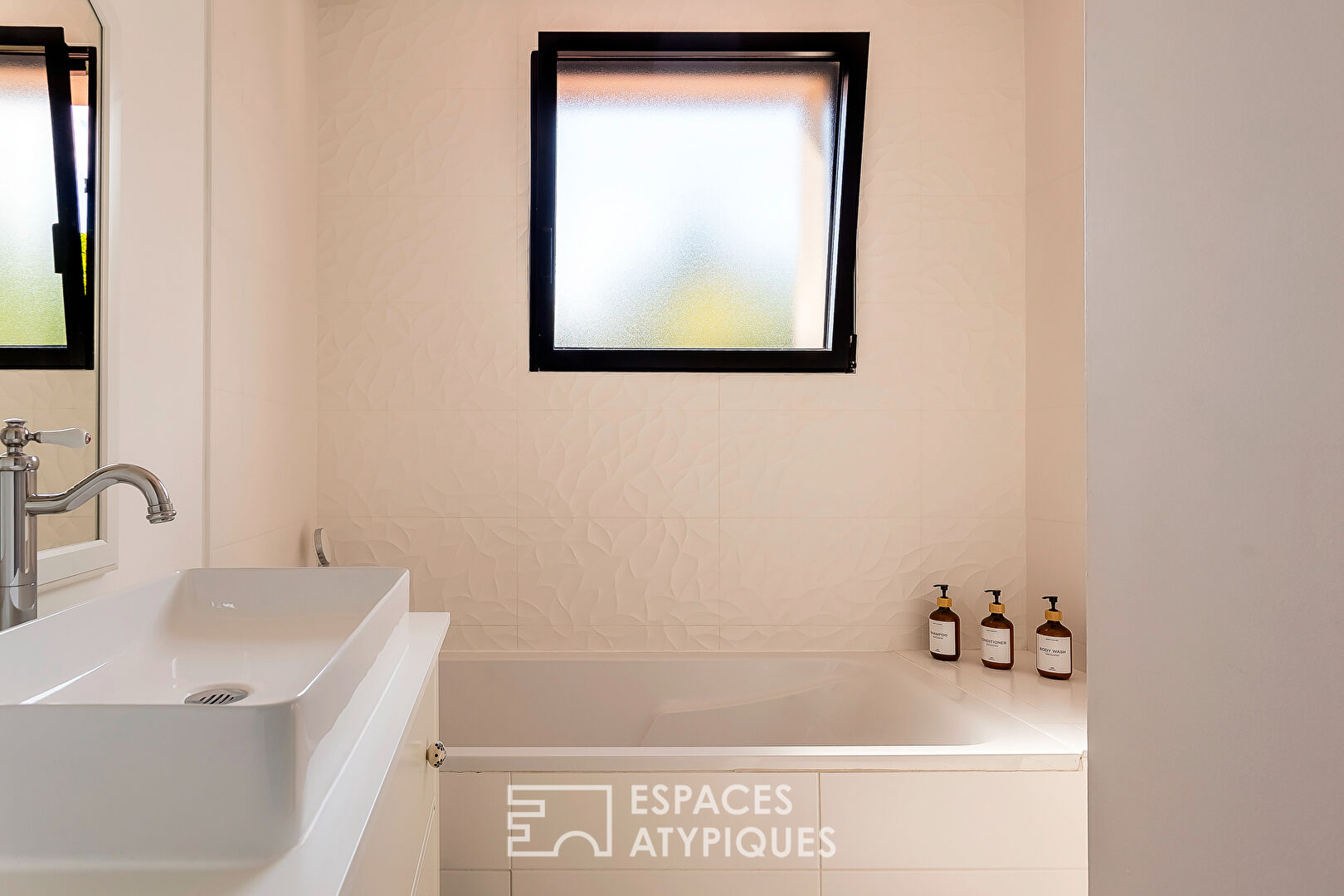 Maison contemporaine avec piscine