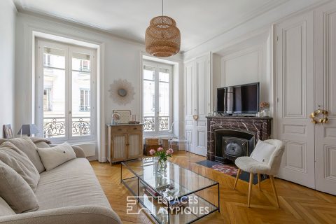 Appartement ancien rénové au coeur du 6eme