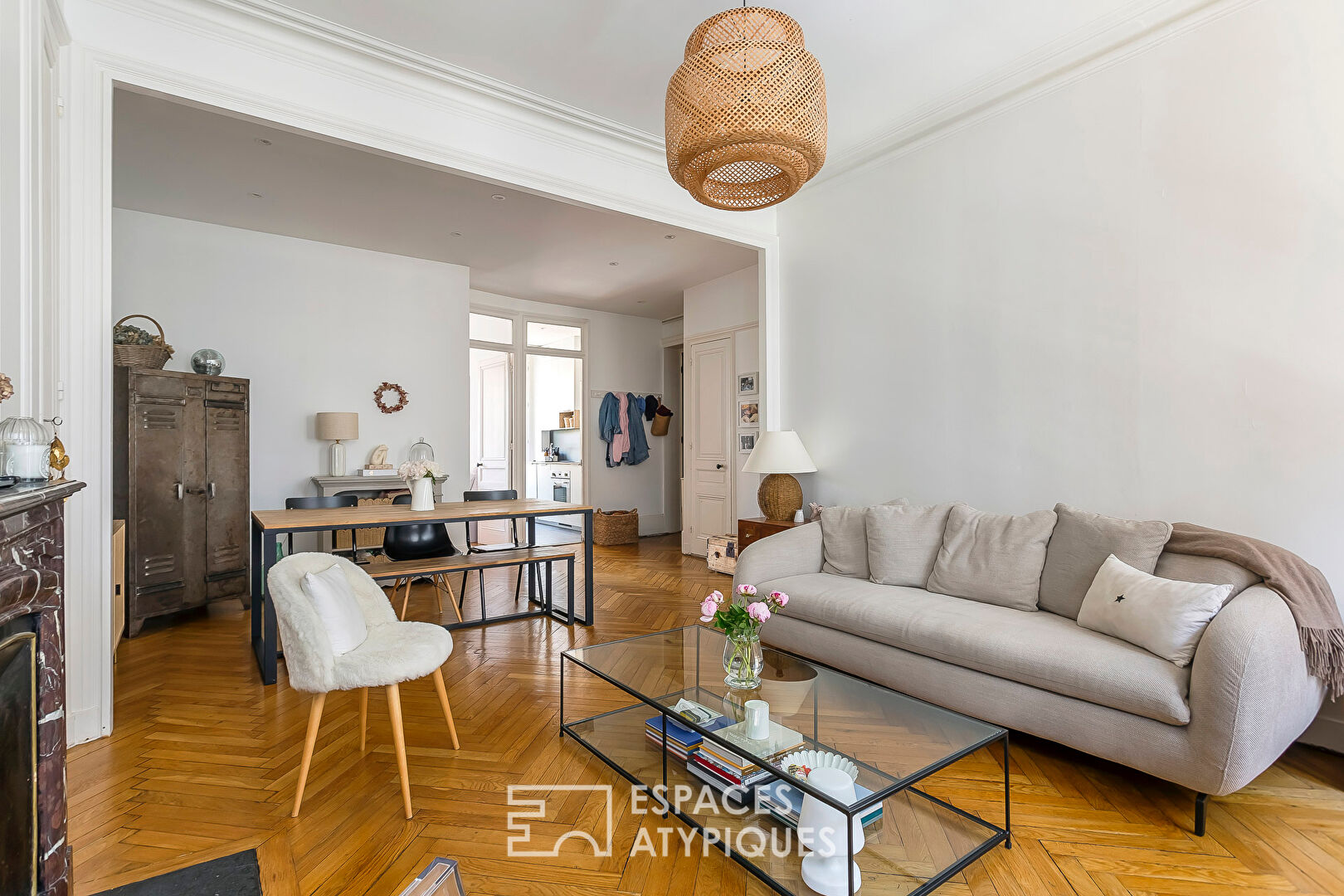 Appartement ancien rénové au coeur du 6eme