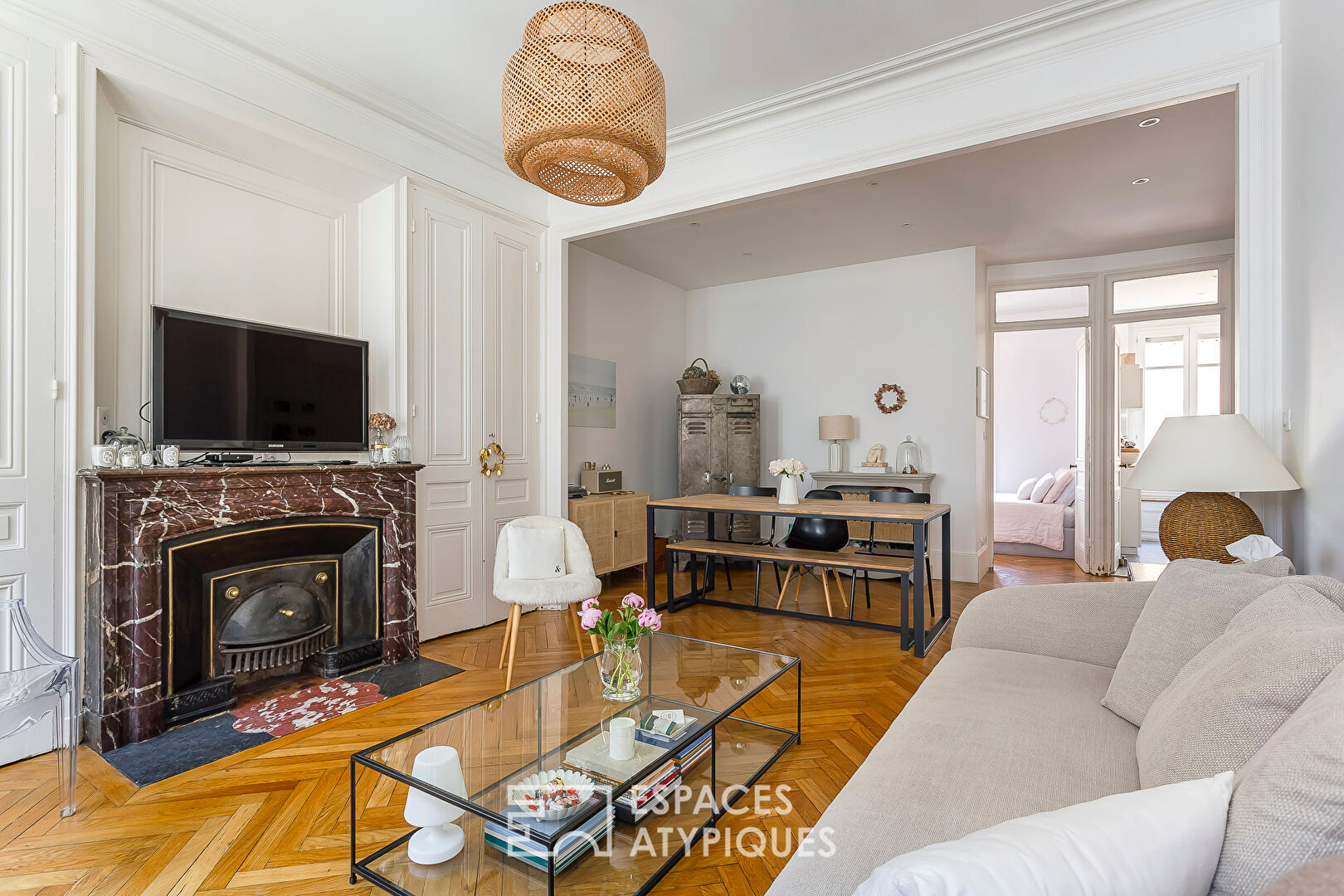 Appartement ancien rénové au coeur du 6eme