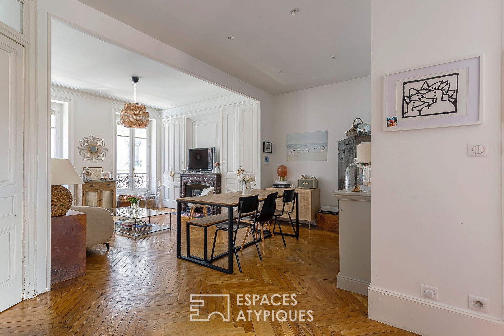 Appartement ancien rénové au coeur du 6eme