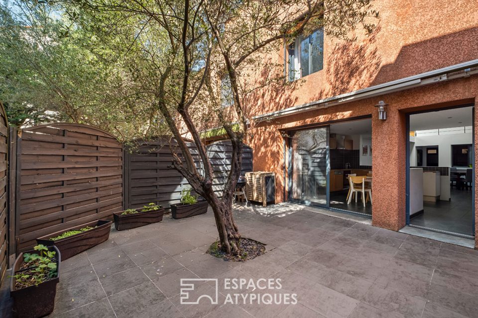 Loft en duplex avec terrasse à 5 minutes du métro D