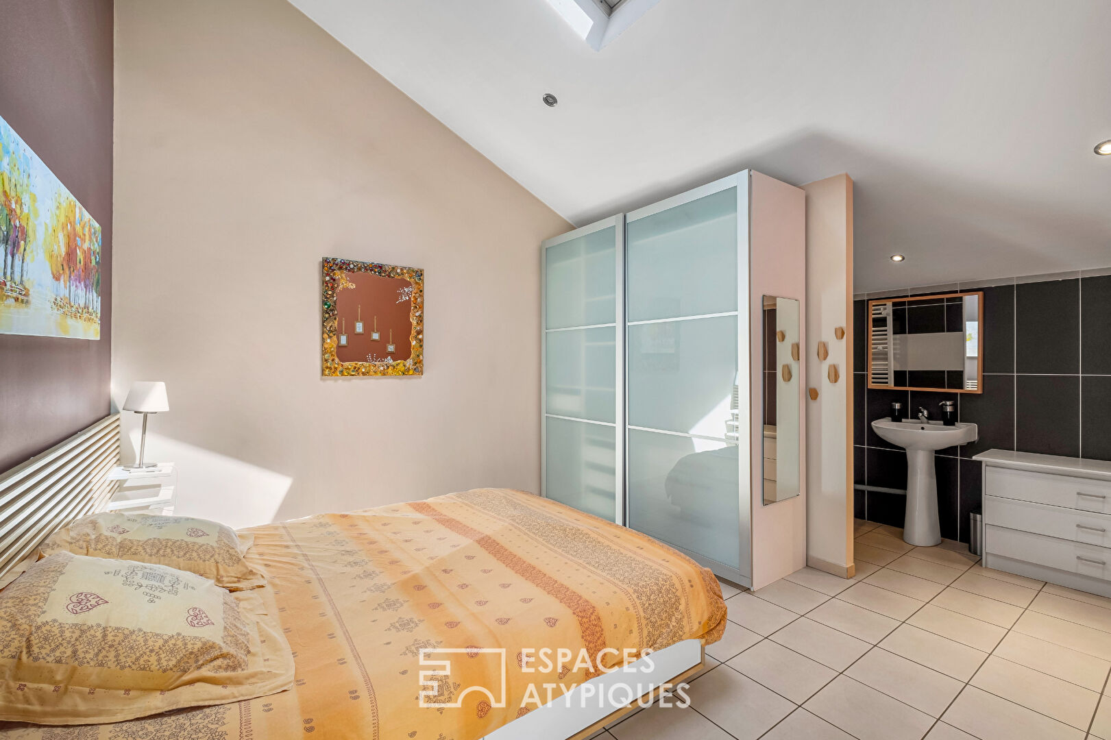 Duplex loft with terrace 5 minutes from metro D