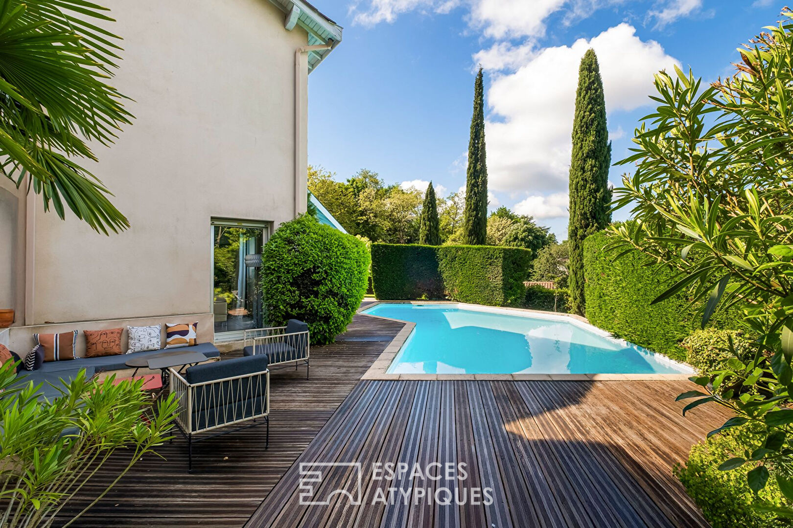 Maison d’architecte avec vue imprenable sur les monts du lyonnais