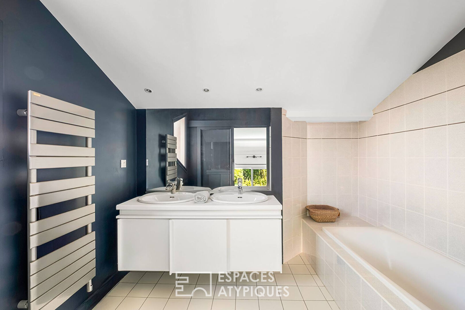 Maison d’architecte avec vue imprenable sur les monts du lyonnais