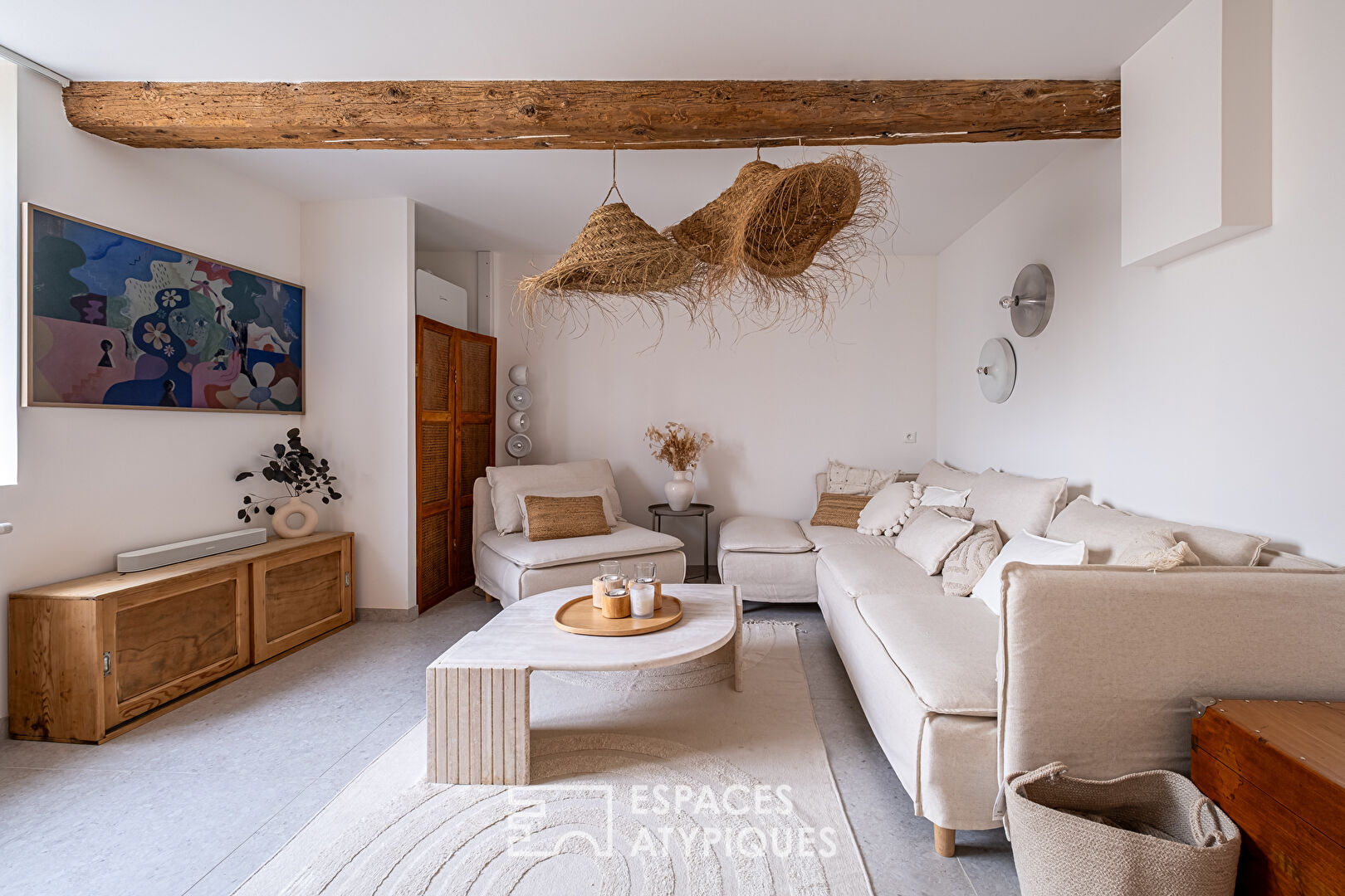 Maison de village entièrement rénovée avec cour et terrasse
