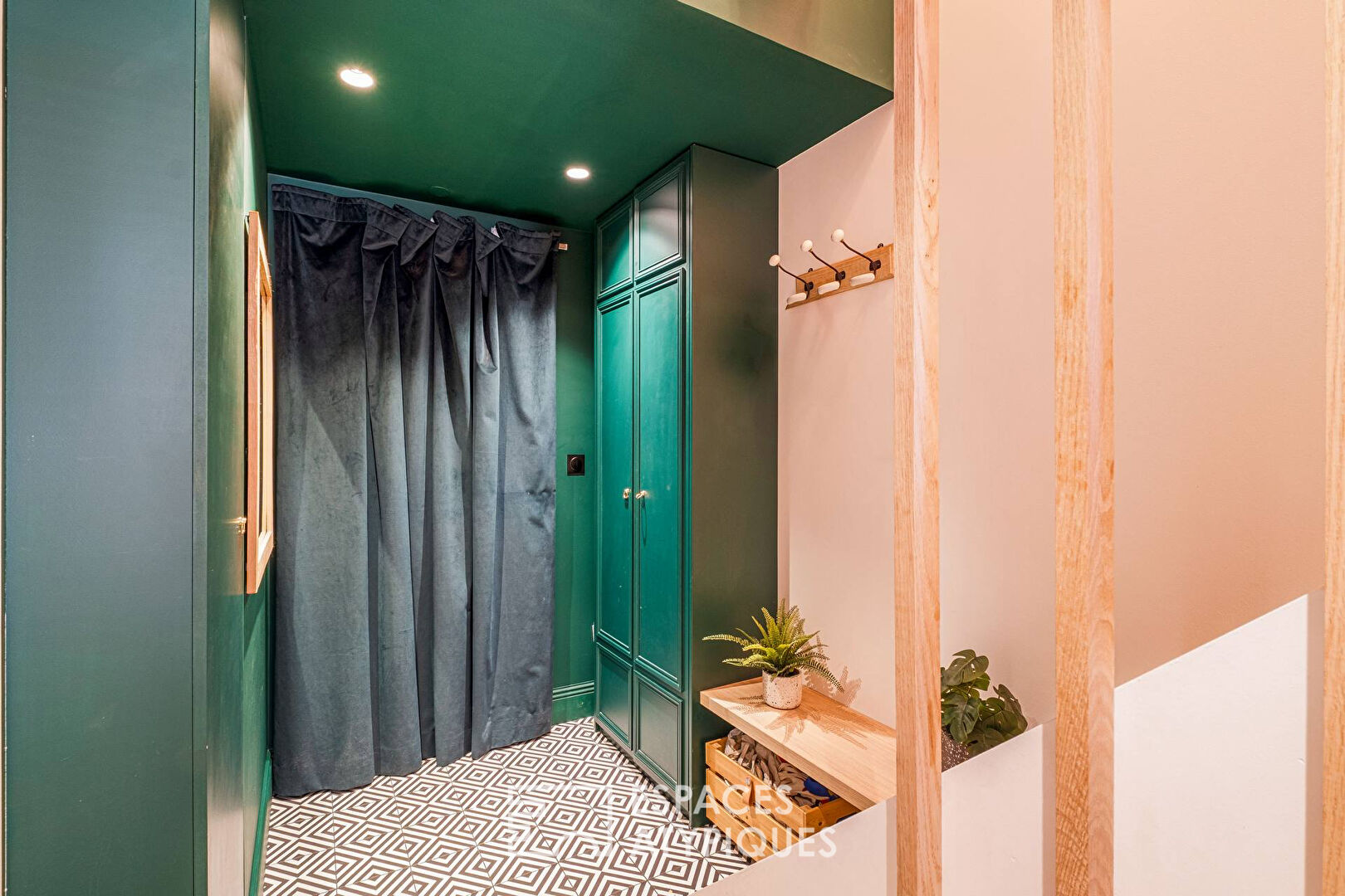 Rénovation d’architecte avec jardin et garage