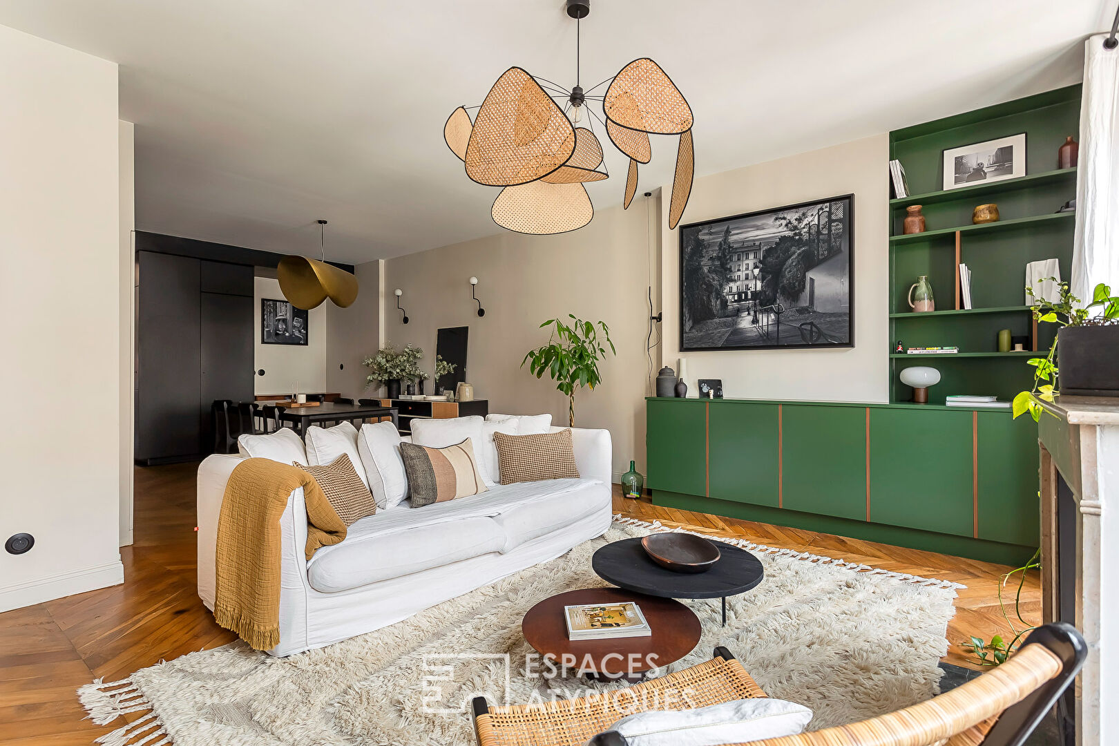 Appartement ancien entièrement rénové au coeur des Brotteaux