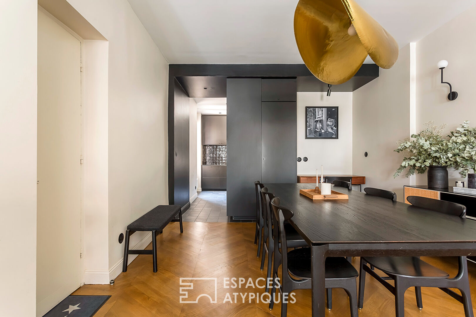 Appartement ancien entièrement rénové au coeur des Brotteaux