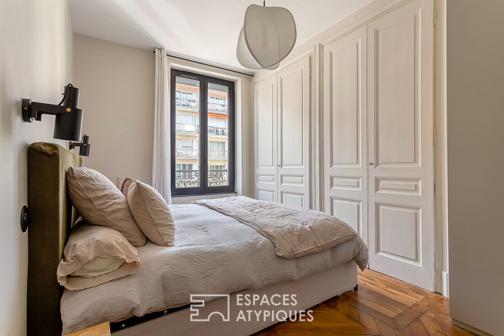 Appartement ancien entièrement rénové au coeur des Brotteaux