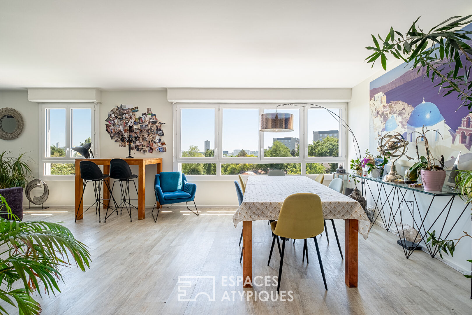 Duplex rénové en dernier étage avec terrasse panoramique