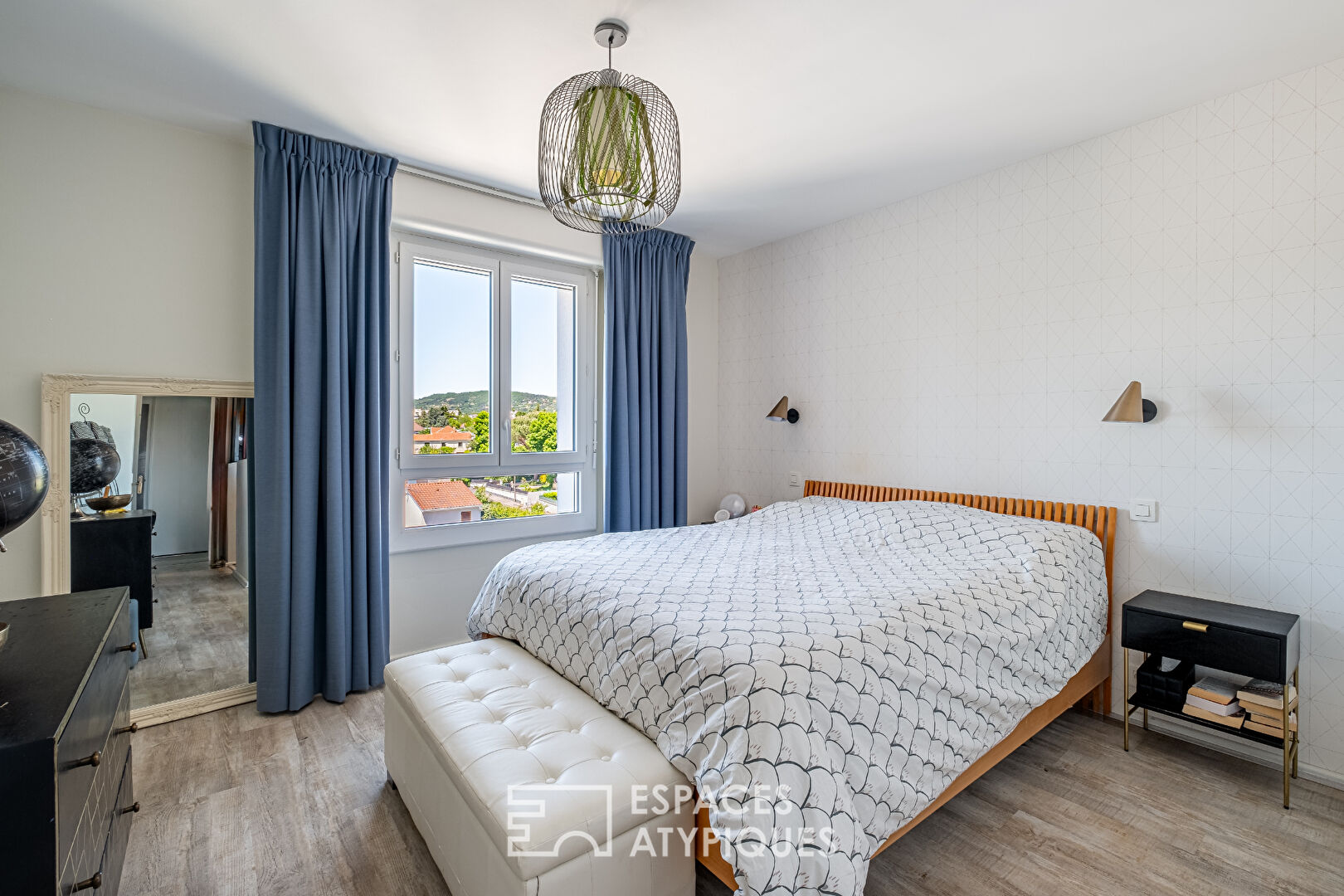 Duplex rénové en dernier étage avec terrasse panoramique