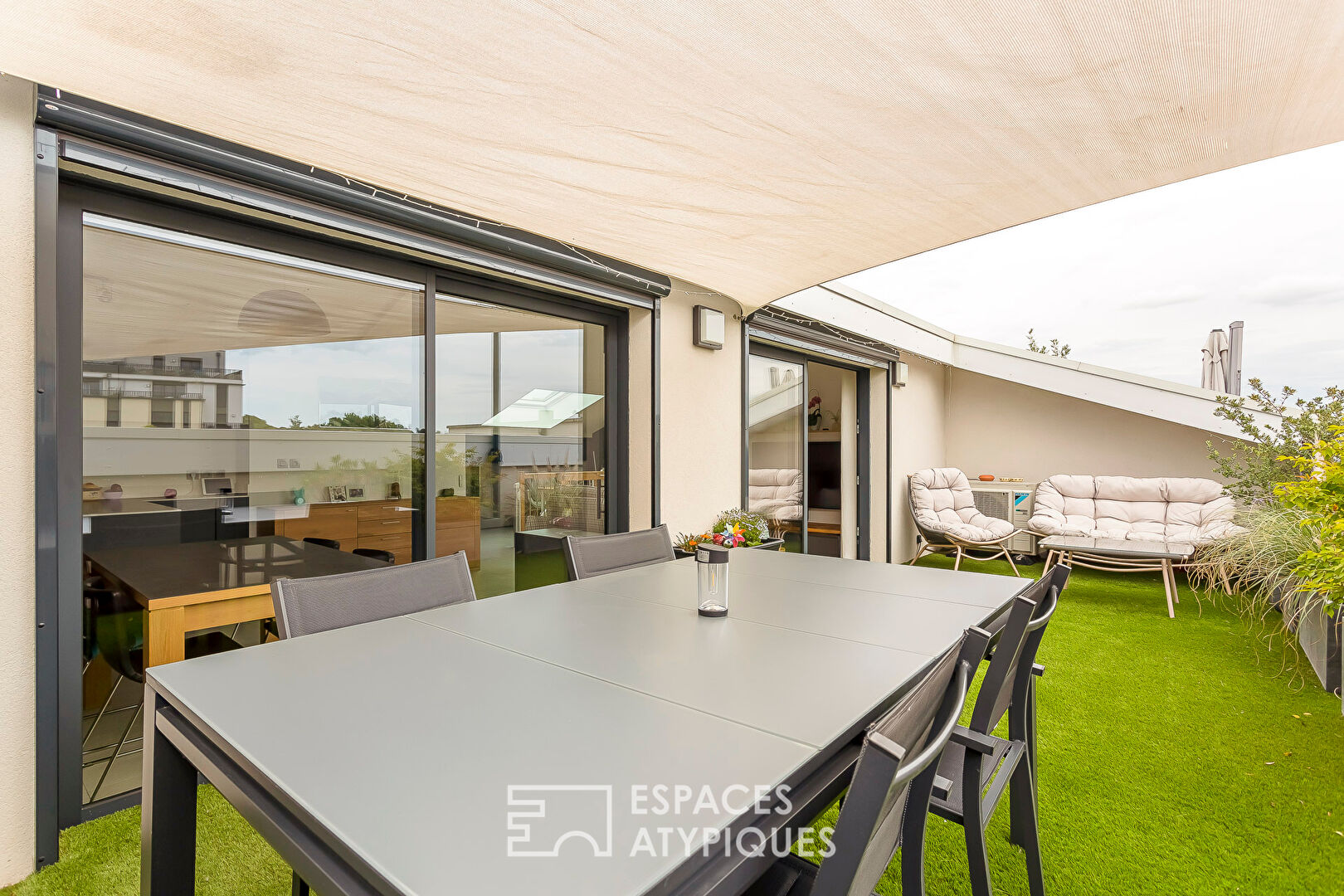Roof terrace at Bron Eglise