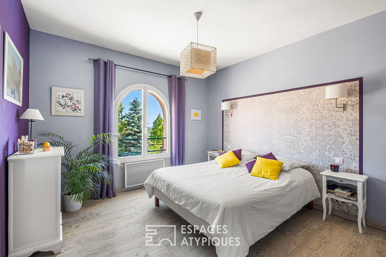 Maison au style provençal avec piscine proche du centre des Côtes d’Arey