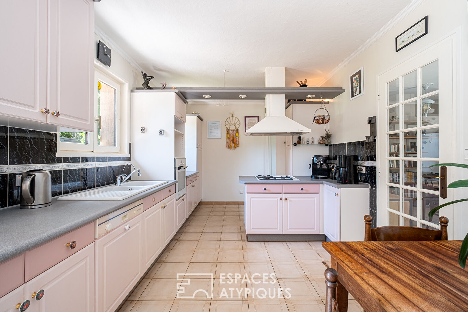 Villa avec extension en bois