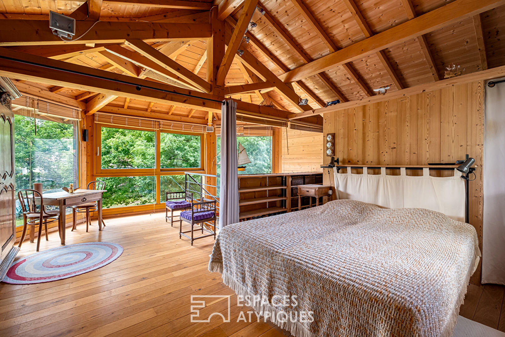 Villa avec extension en bois