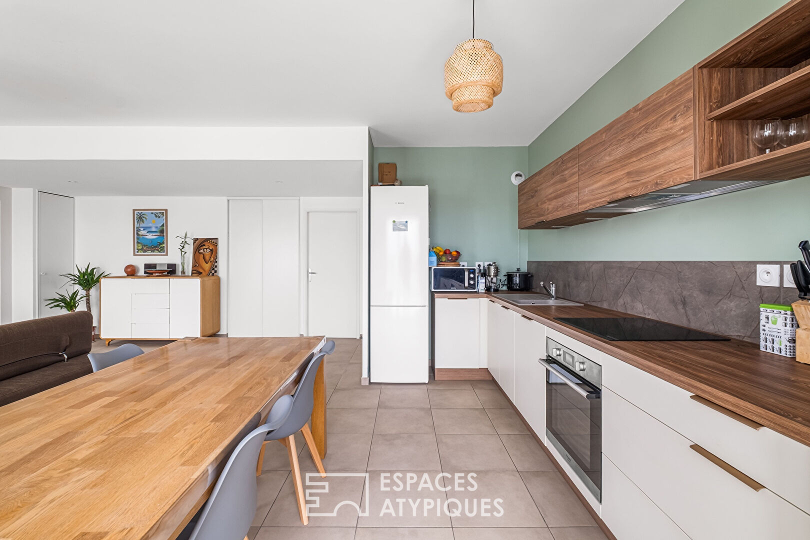 Appartement contemporain en dernier étage avec terrasse