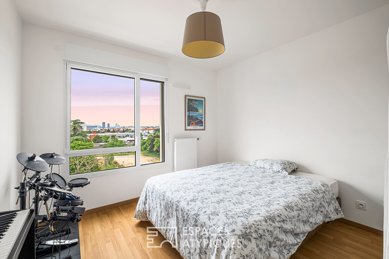 Appartement contemporain en dernier étage avec terrasse