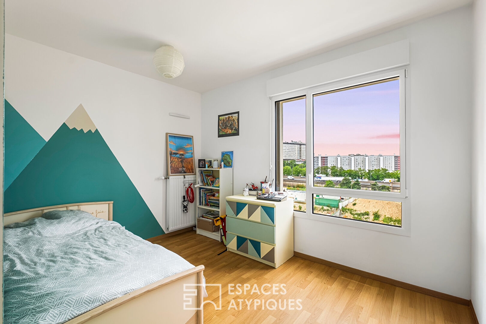 Appartement contemporain en dernier étage avec terrasse
