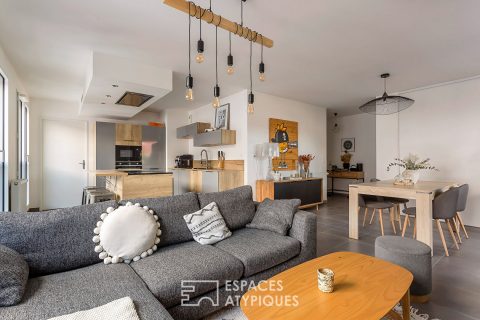 Appartement contemporain avec terrasse et vue dégagée