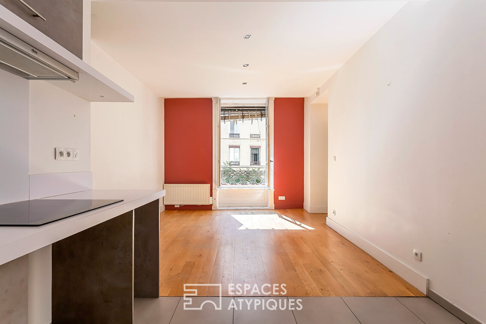 Appartement ancien entièrement rénové Rue Sala en plein coeur du quartier quartier Ainay