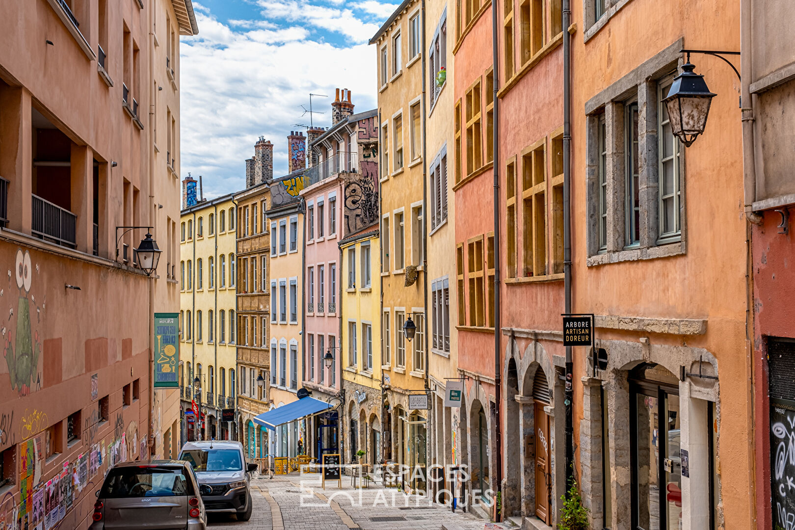 Duplex rénové en dernier étage