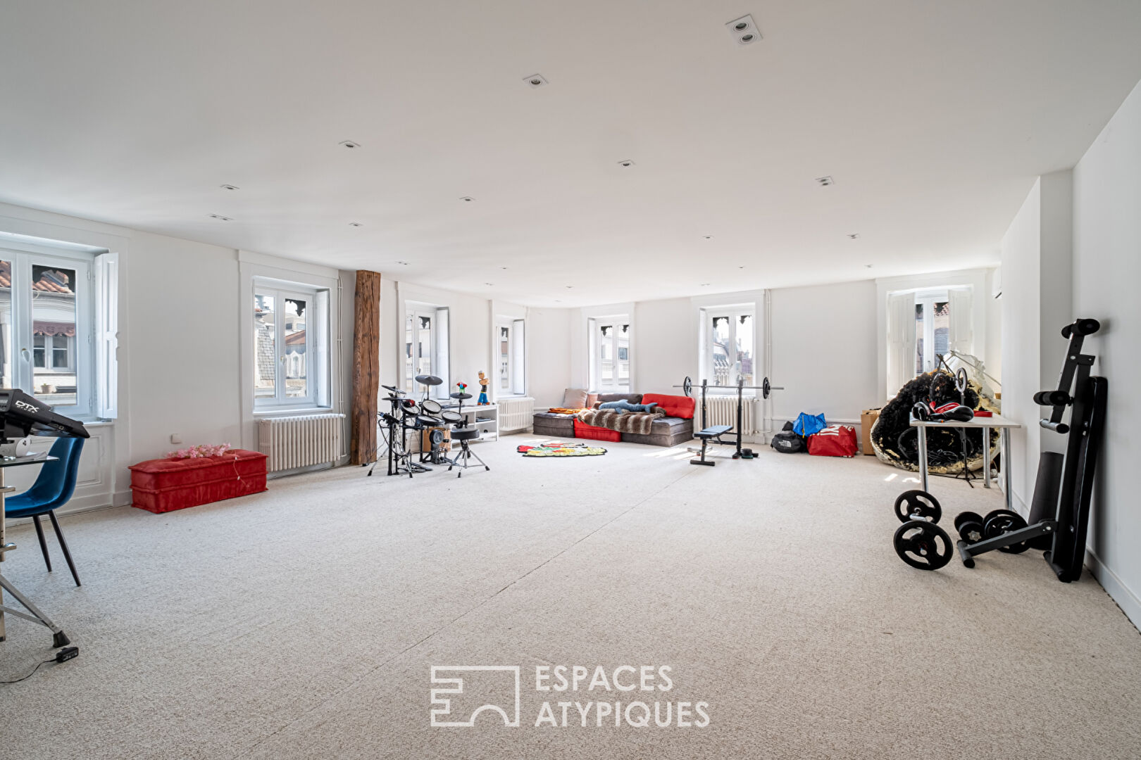 Duplex renové par architecte en dernier étage