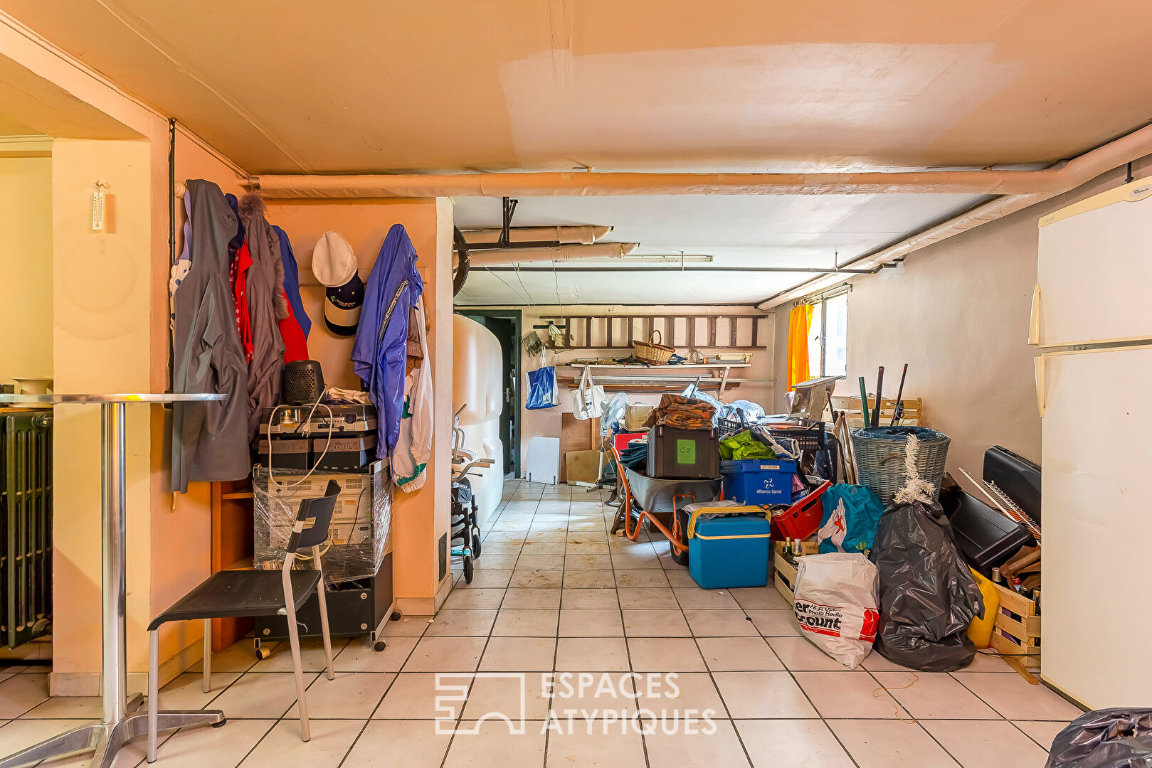House in the heart of the Tour de Salvagny to renovate