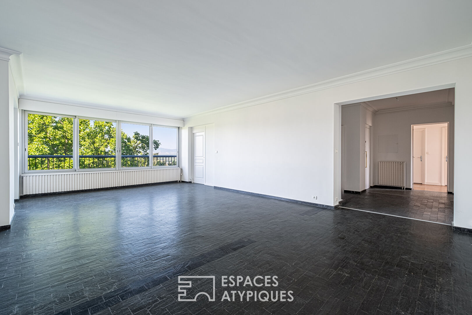 Appartement à rénover avec terrasses et ascenseur privatif