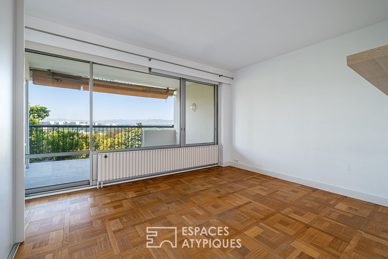 Appartement à rénover avec terrasses et ascenseur privatif