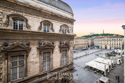 Appartement en étage élevé au coeur de la place des Terreaux