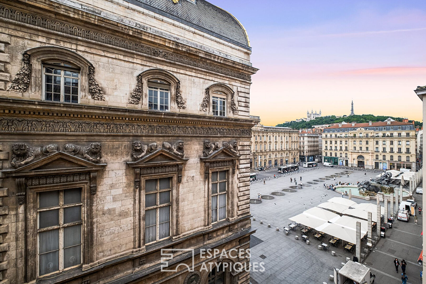 Appartement en étage élevé au coeur de la place des Terreaux