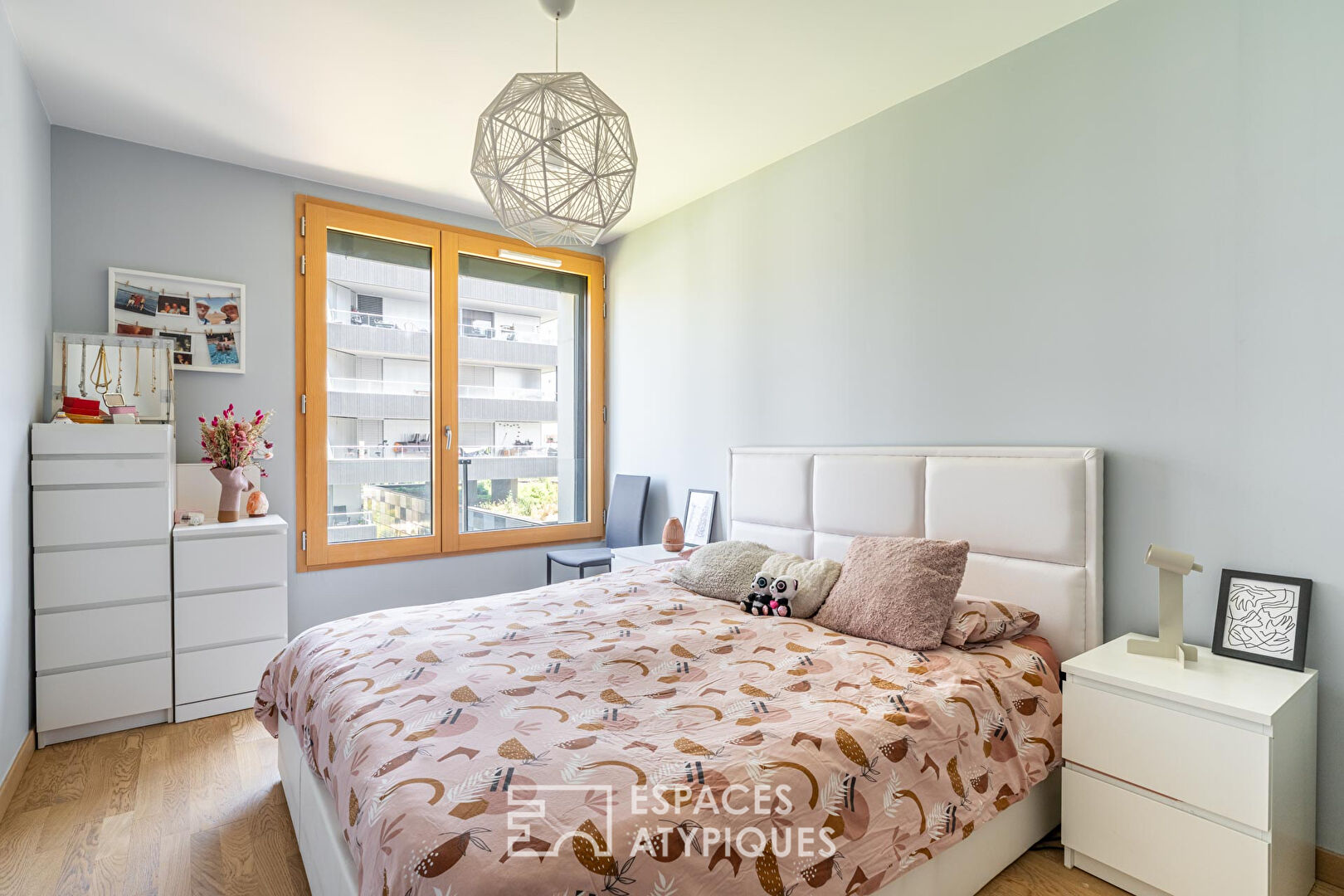 Appartement de standing avec terrasse en plein coeur du quartier de Confluence