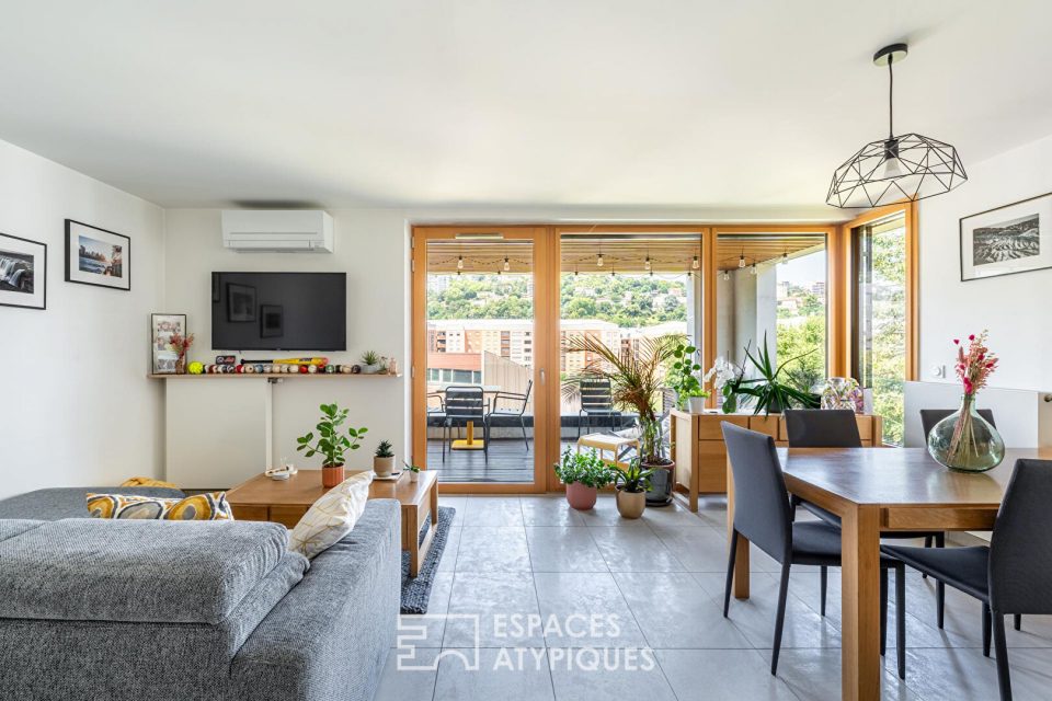 Appartement contemporaine avec terrasse, vue et parking au coeur de la Confluence