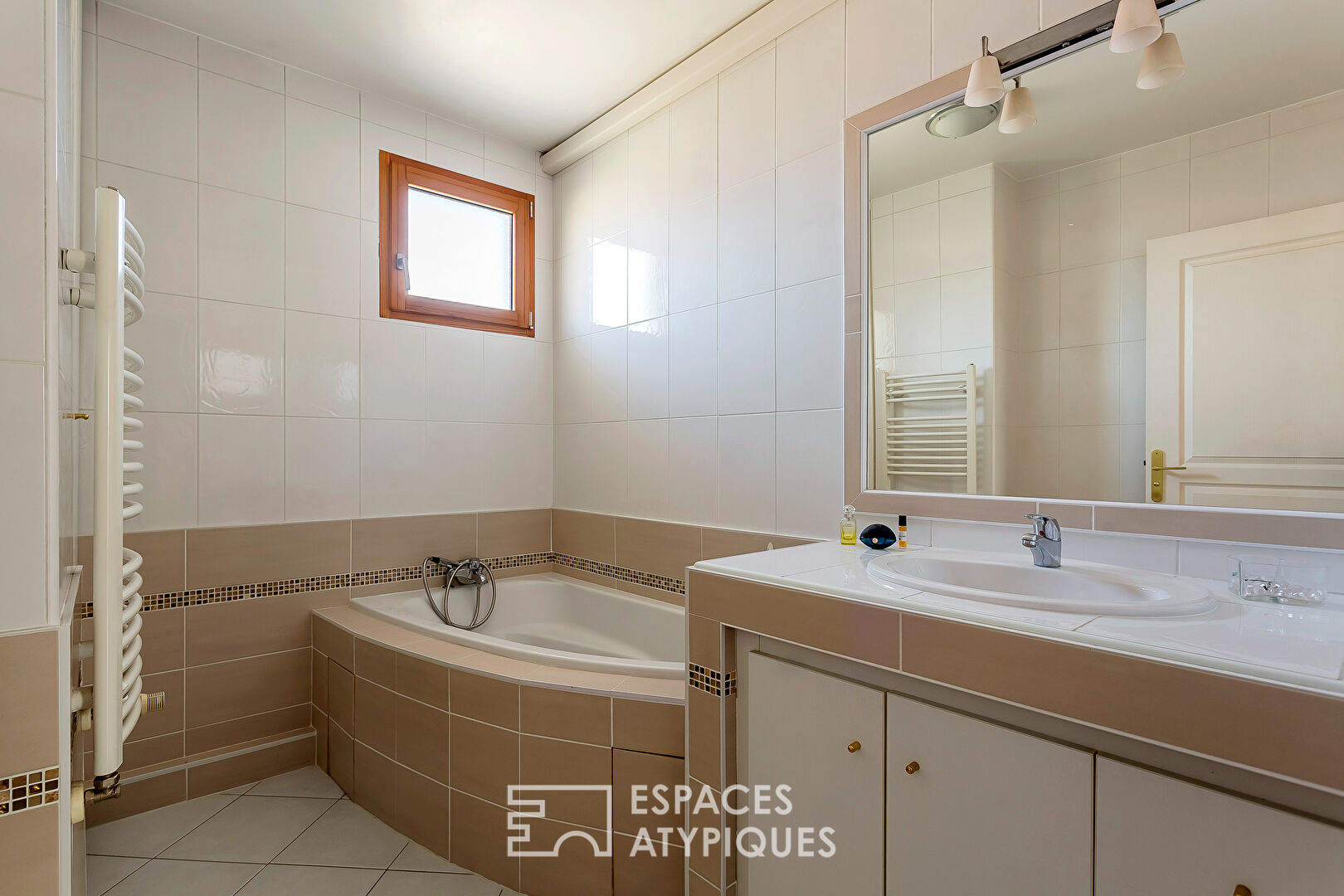 Rooftop with 123sqm terrace