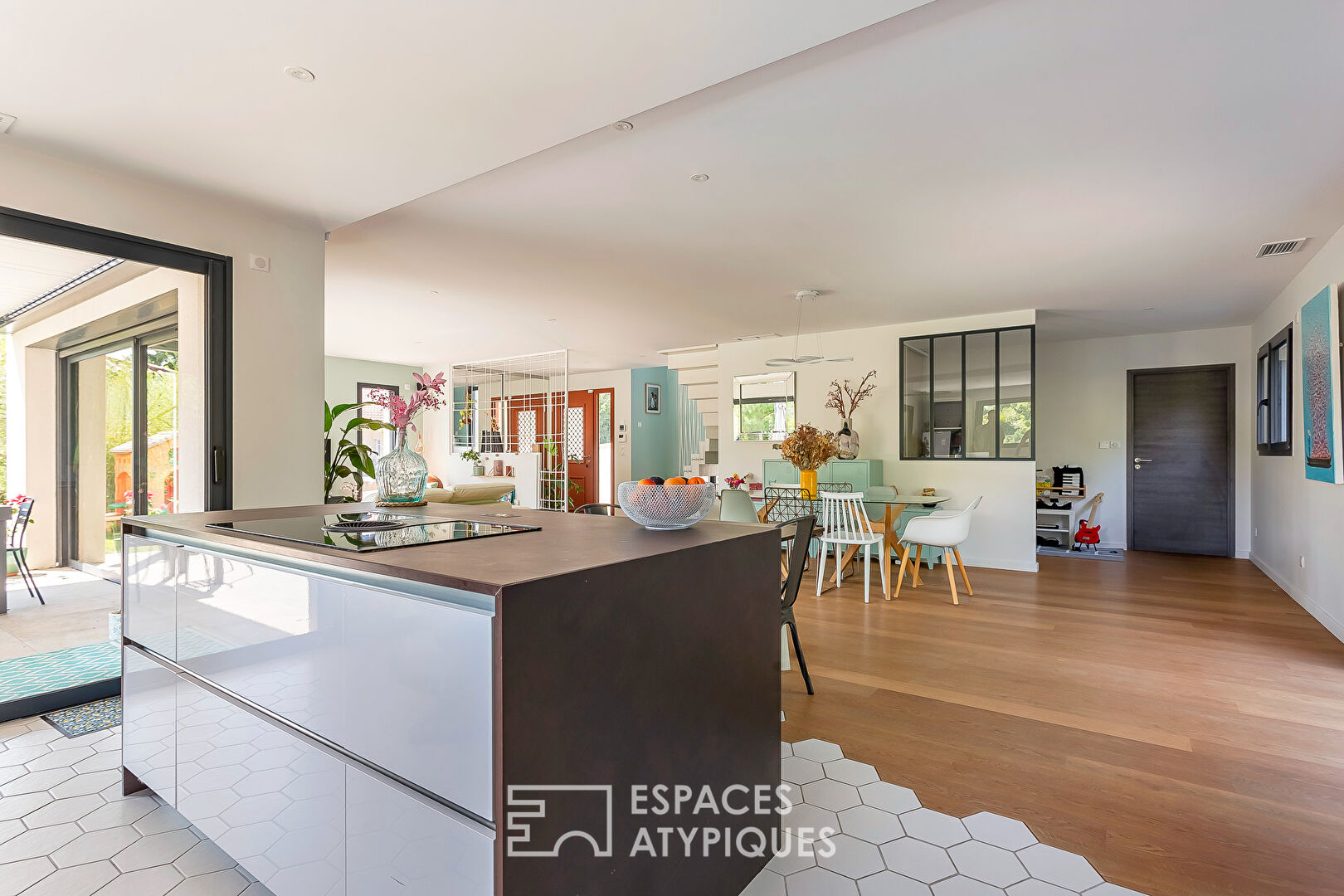 Maison contemporaine avec piscine