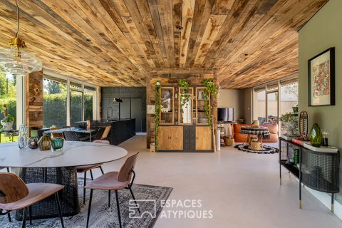 Ancienne dépendance avec extension contemporaine