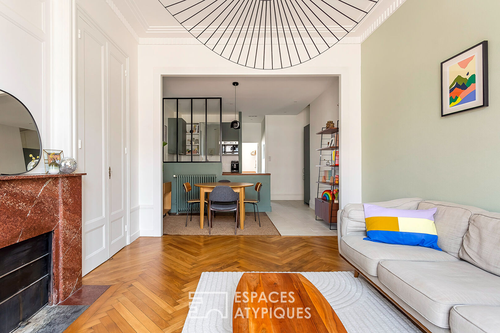 Renovated duplex on the top floor with balcony
