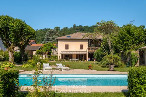 Characterful waterfront property